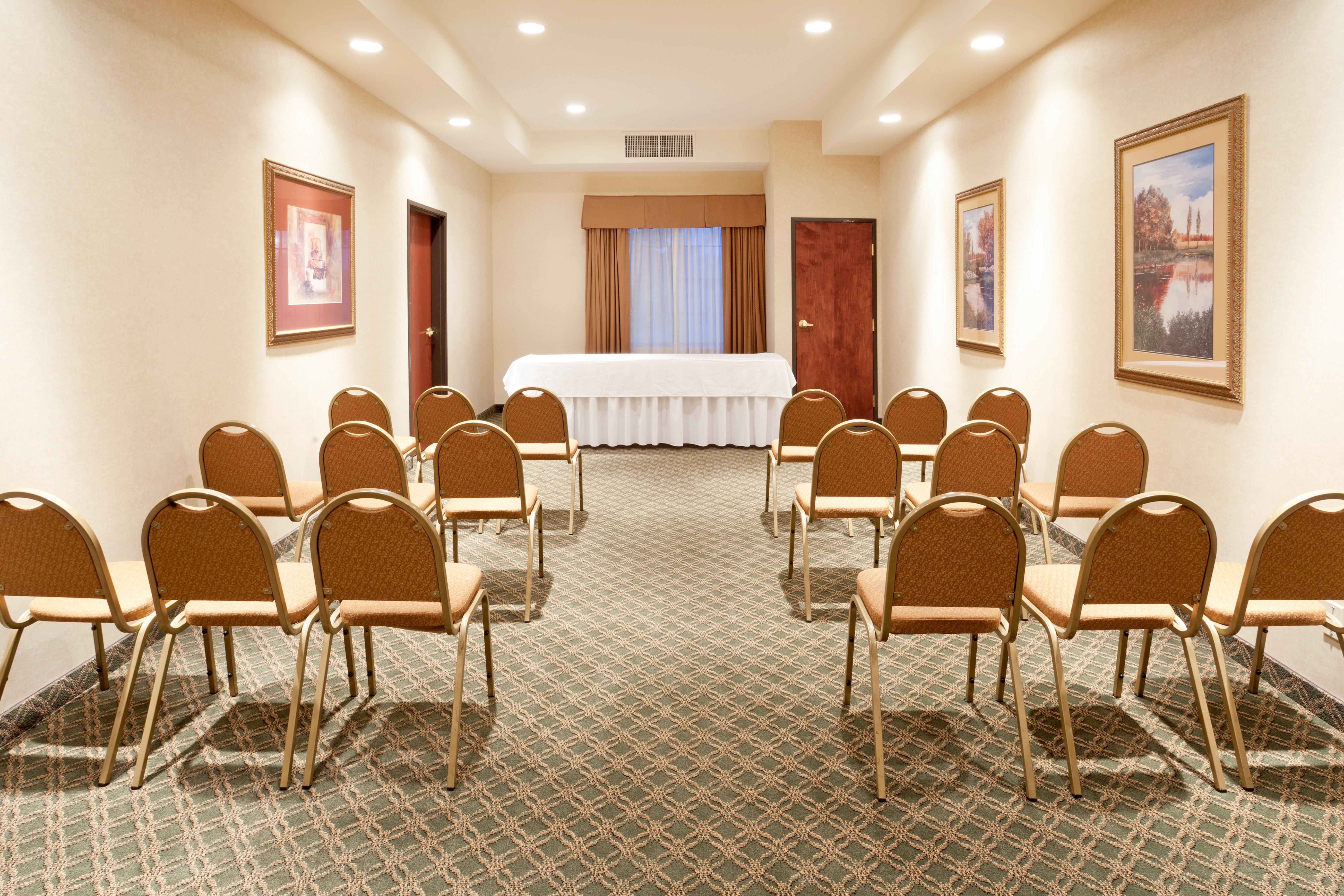 Holiday Inn Express & Suites Kerrville Extérieur photo