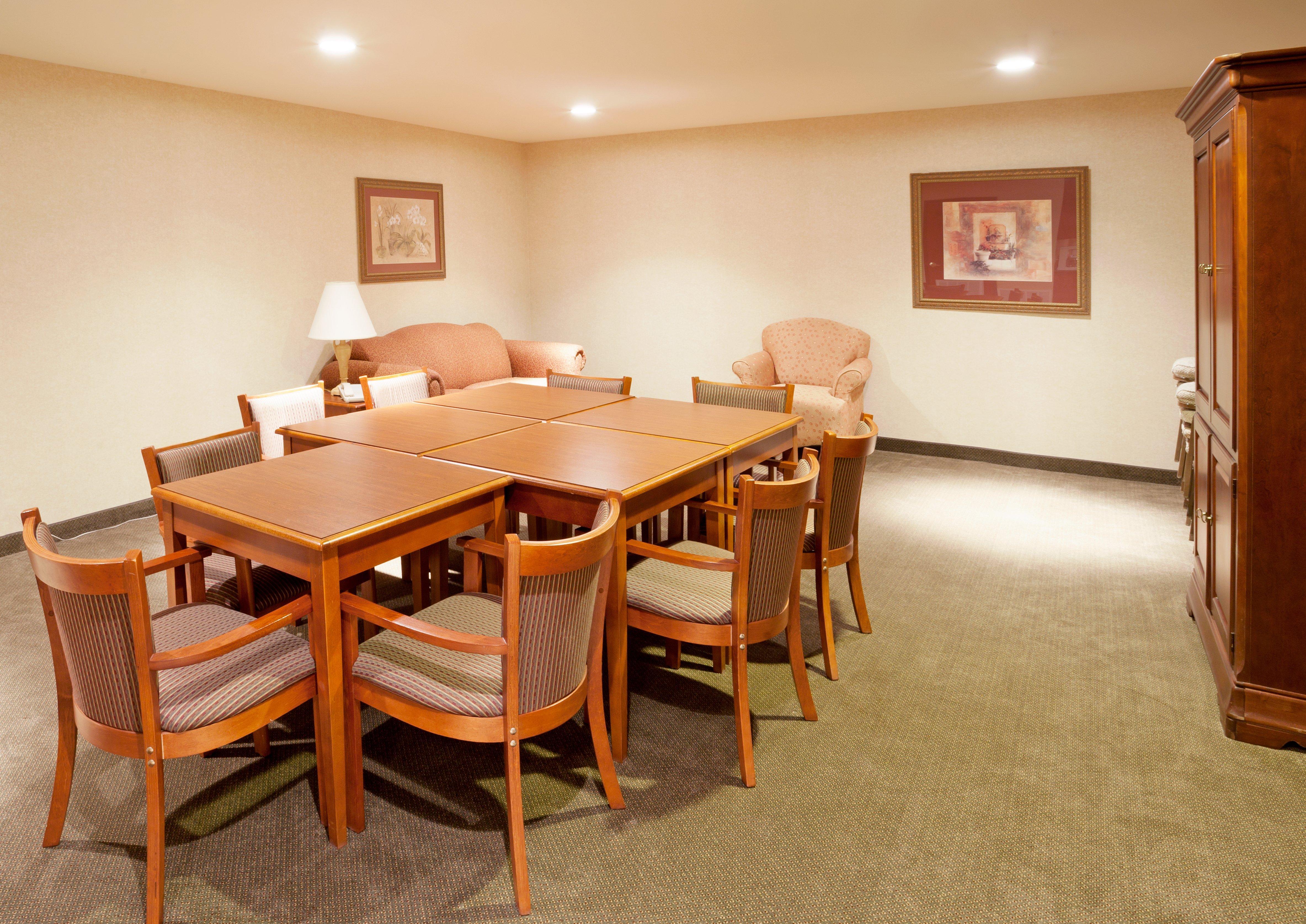 Holiday Inn Express & Suites Kerrville Extérieur photo